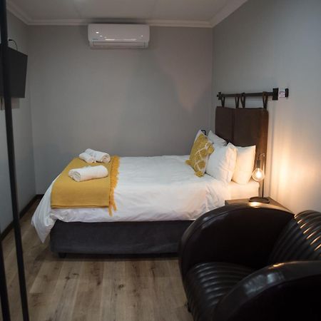 Beesdam Guesthouse ポチェフストルーム エクステリア 写真