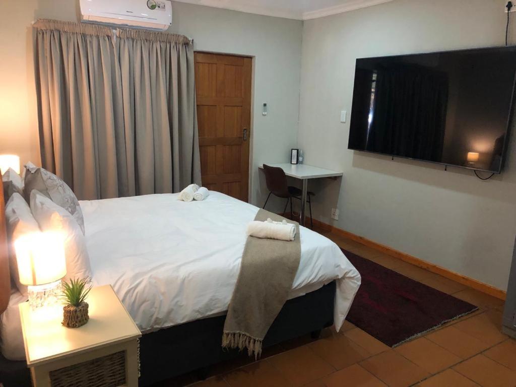 Beesdam Guesthouse ポチェフストルーム エクステリア 写真