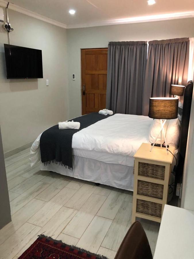 Beesdam Guesthouse ポチェフストルーム エクステリア 写真